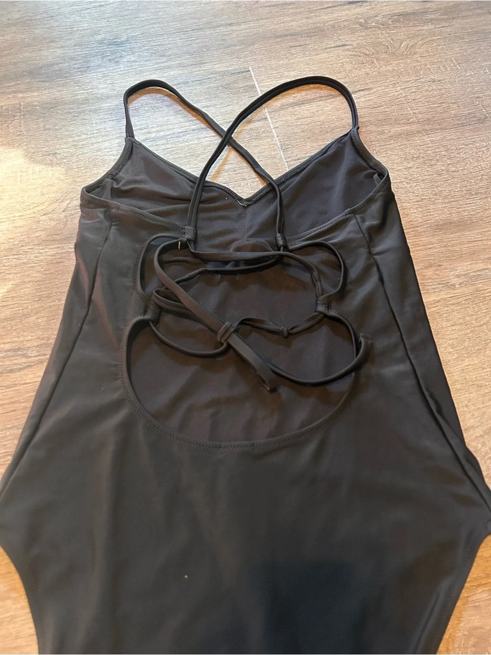 Aerie One-Piece Swimsuit Womens M Black Strappy Crisscross Back V-Neck